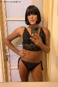 Milano Trav Escort Laura Cubana 338 30 91 910 foto selfie 11