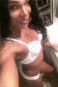 Roma Trav Thais Melo 388 32 39 396 foto selfie 192