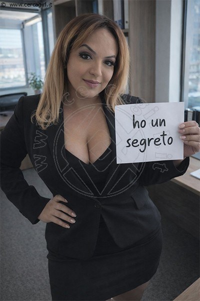 Dottoressa Mony  MERANO 3248405735