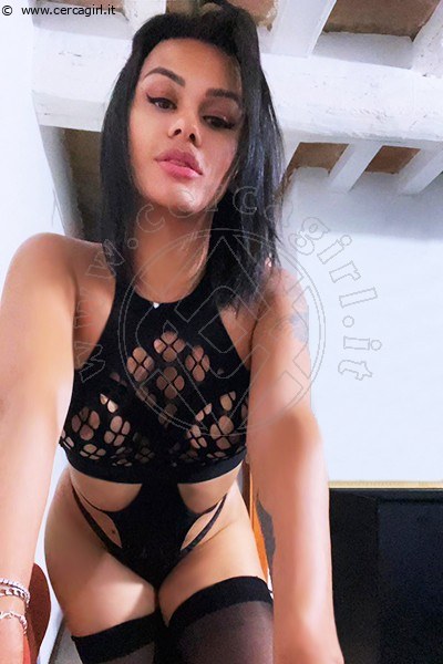 Stephanie SALVADOR BAHIA 005571993836812